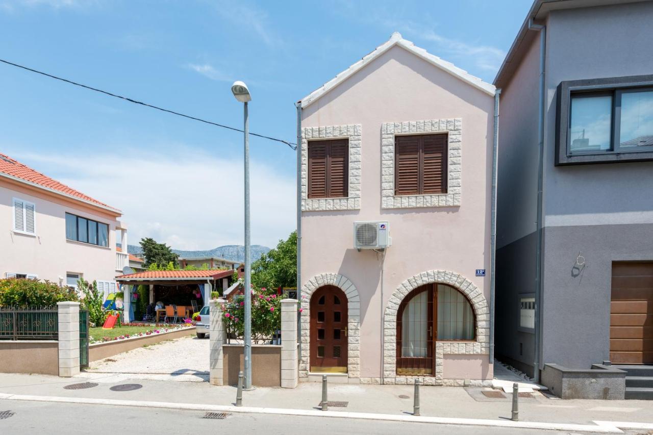 Apartments By The Sea Kastel Stari, Kastela - 15894 Exterior foto